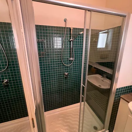 Sea Breeze Apartment