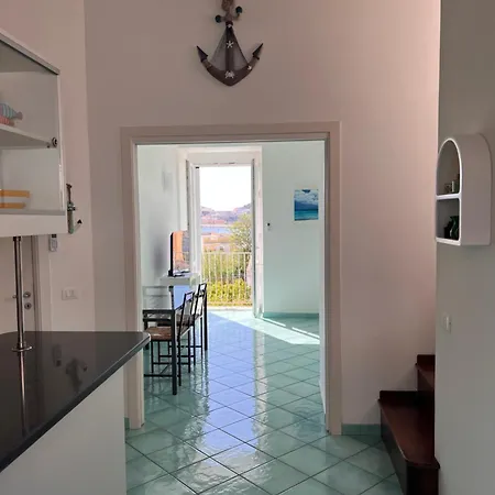Sea Breeze Apartment Ponza