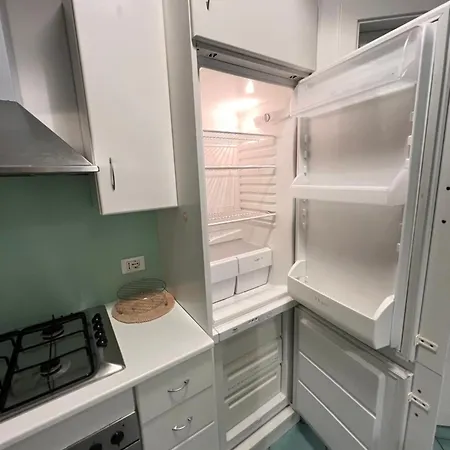Sea Breeze Apartament Ponza